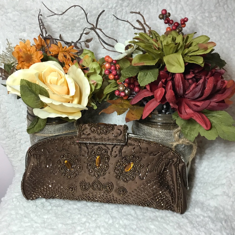 J . Loren matching clutch. Brown with crystals